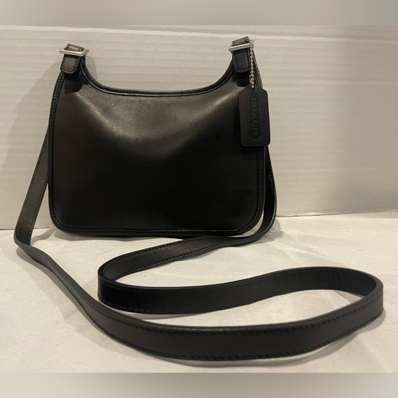 Coach Handbags - COACH VINTAGE Mini Hippie Slim Saddle Black Leather Buckle Crossbody Bag